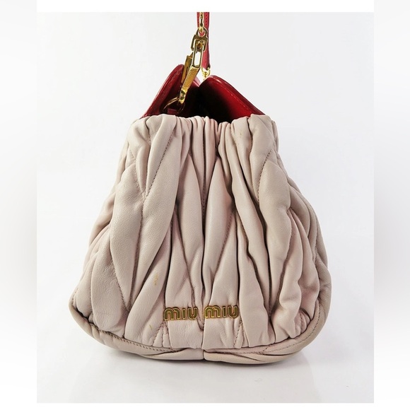 Miu Miu Red and Cream Clutch - Picture 3 of 16